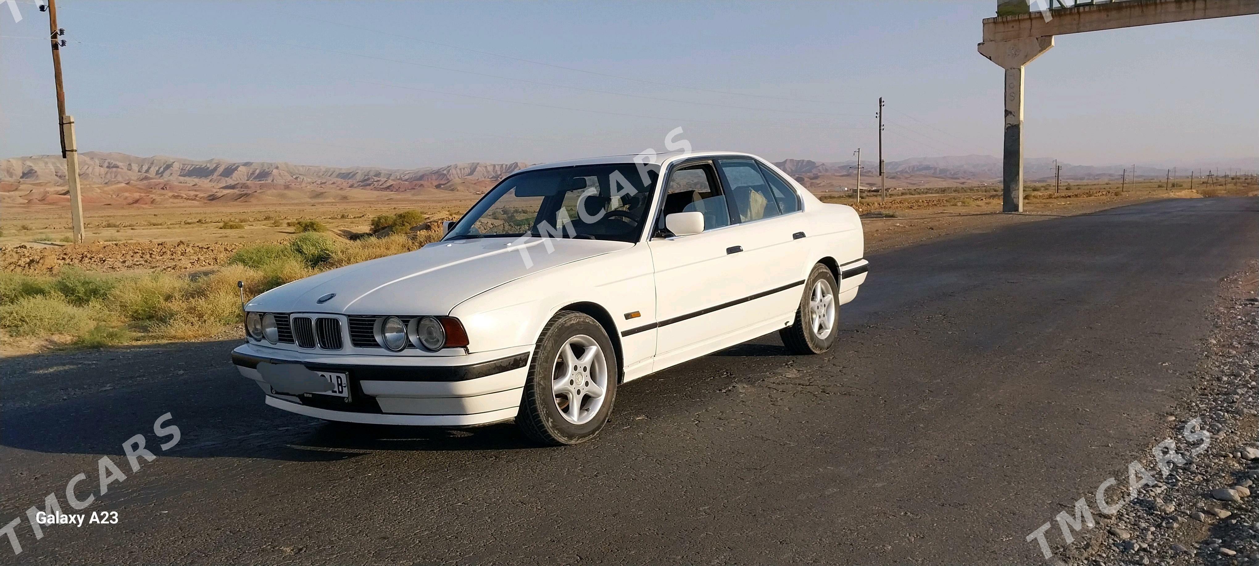 BMW 5 Series 1991 - 33 000 TMT - Магданлы - img 10