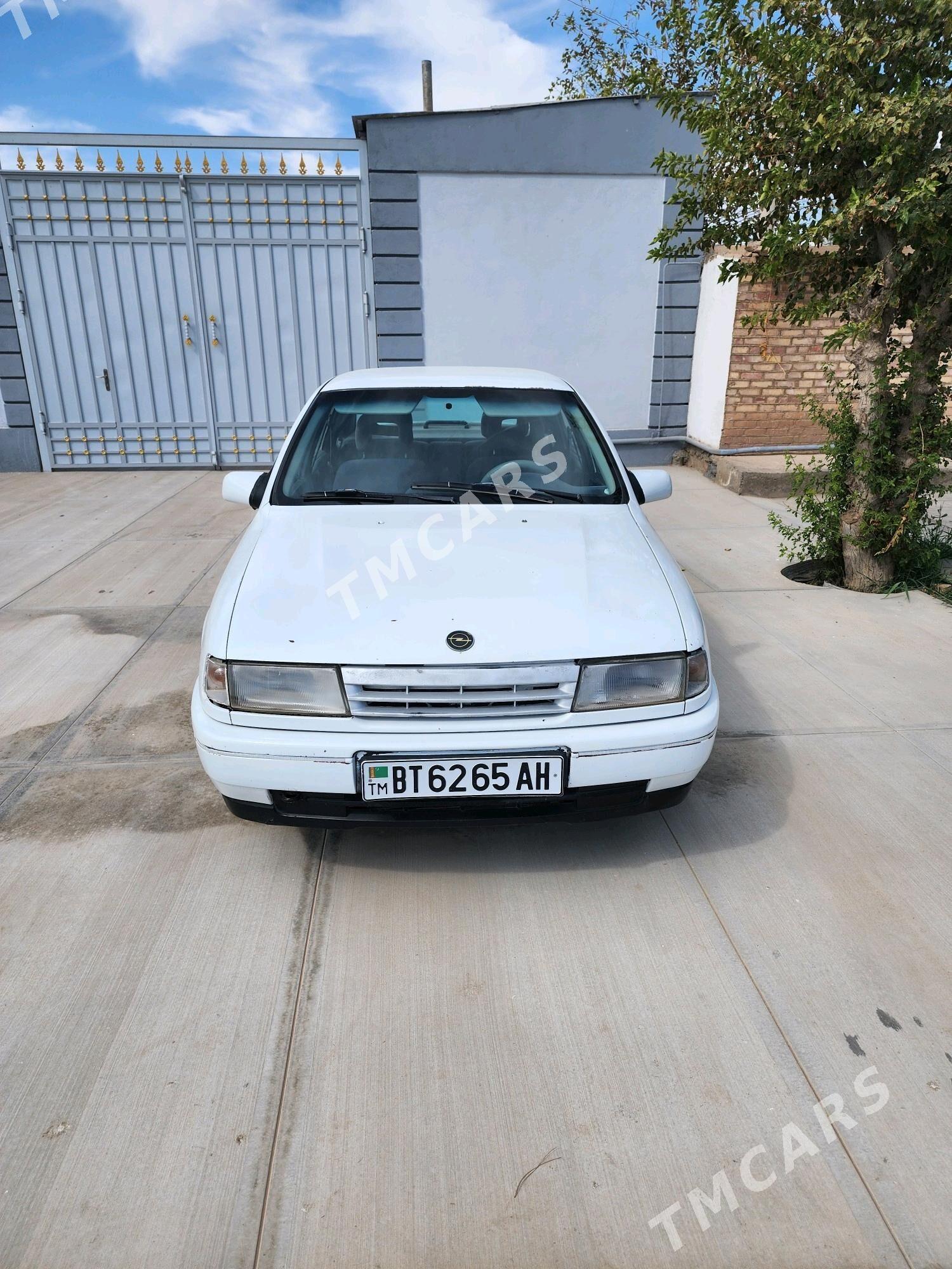 Opel Vectra 1992 - 22 000 TMT - Теджен - img 2