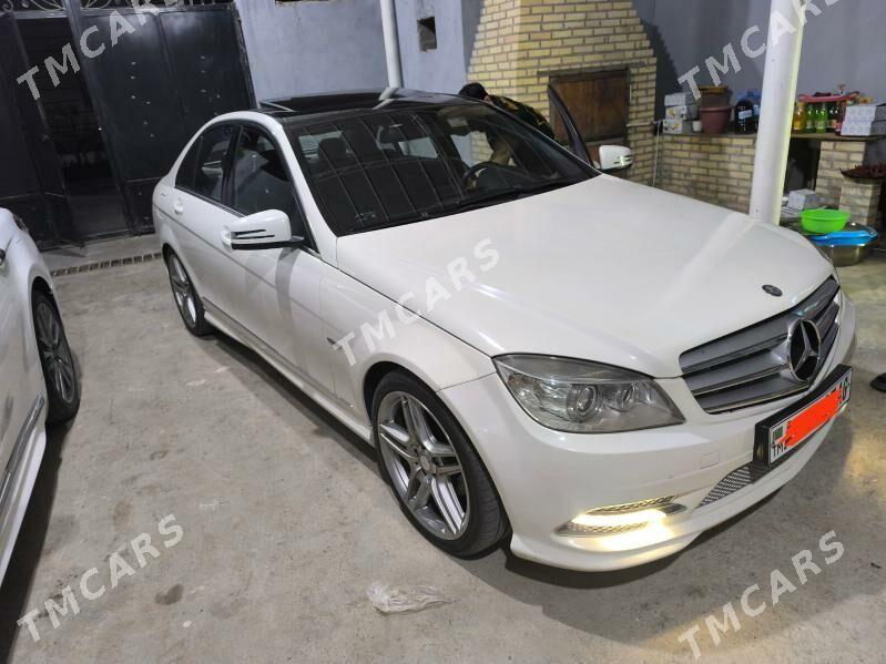 Mercedes-Benz C350 2010 - 235 000 TMT - Aşgabat - img 3