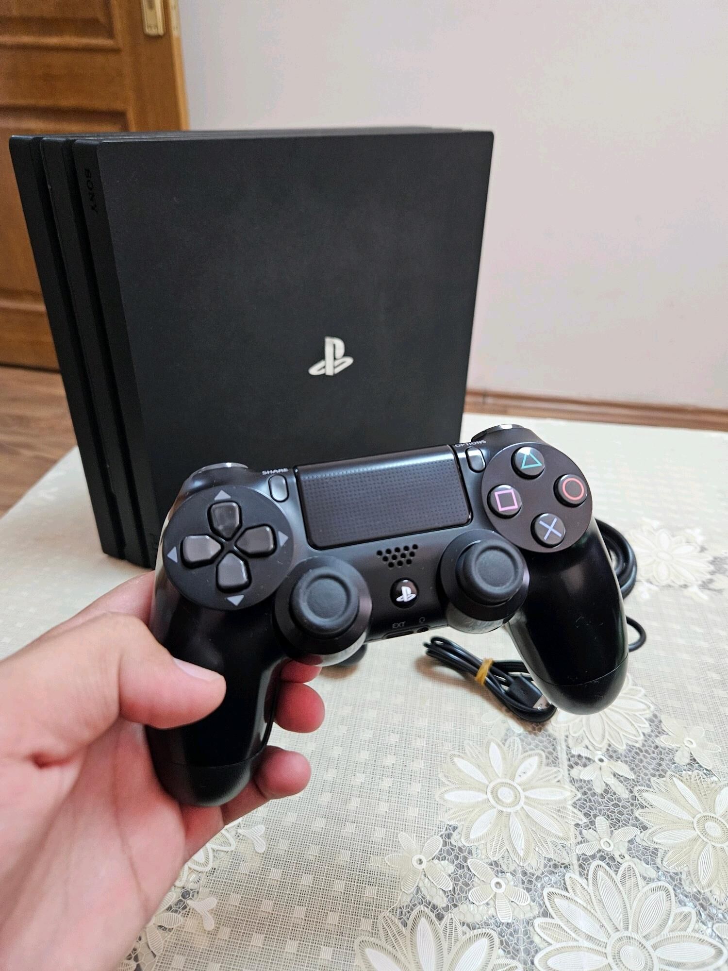 PLAYSTATION 4 PS4 PRO 4K 1TB - Ашхабад - img 2