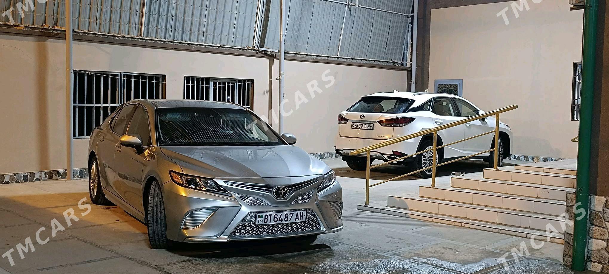 Toyota Camry 2018 - 300 000 TMT - Бабадайхан - img 2