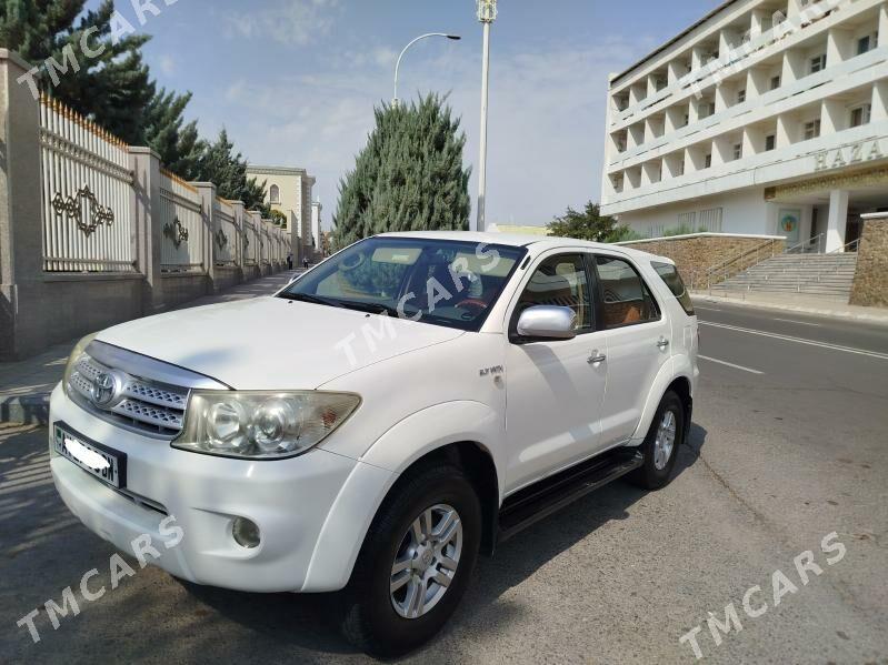 Toyota Fortuner 2011 - 270 000 TMT - Туркменбаши - img 3