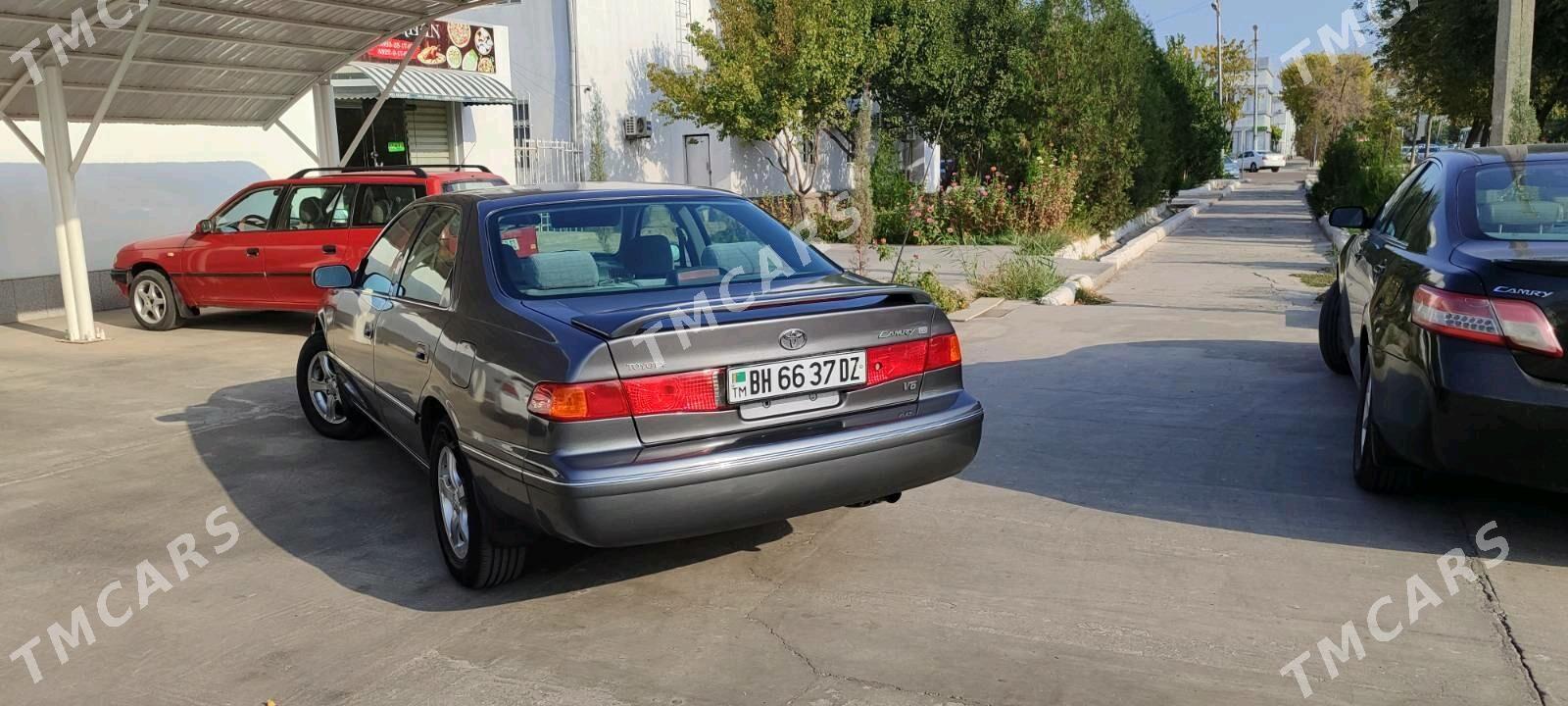 Toyota Camry 1999 - 120 000 TMT - Дашогуз - img 7