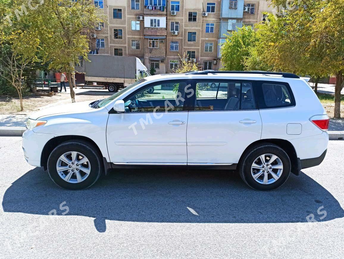 Toyota Highlander 2013 - 285 000 TMT - Мары - img 3