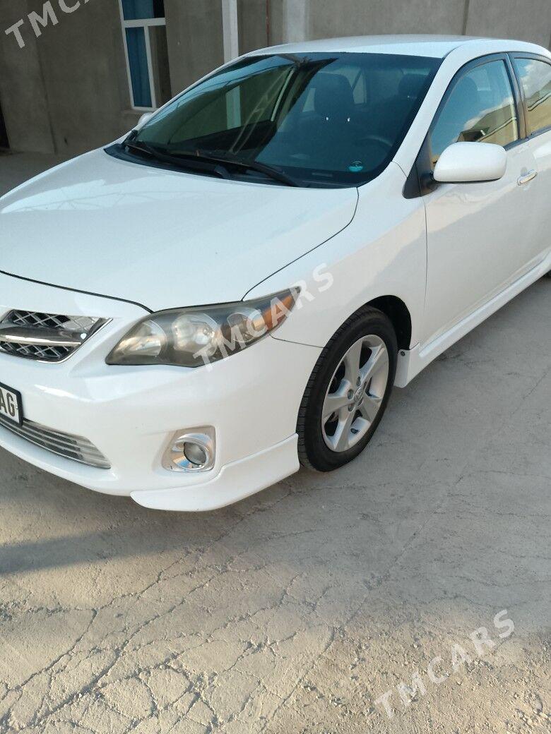 Toyota Corolla 2011 - 146 000 TMT - Aşgabat - img 3