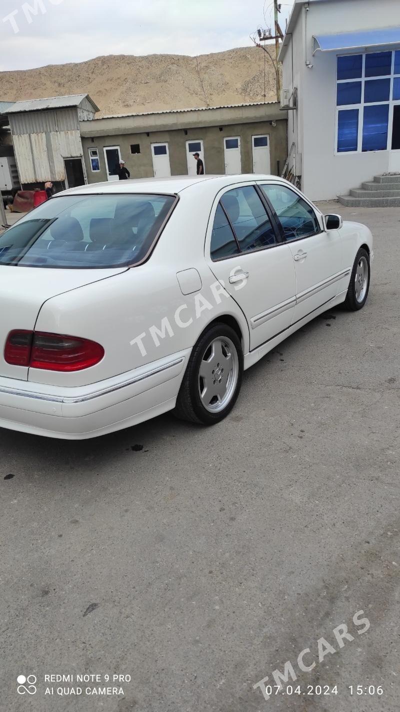 Mercedes-Benz E320 2001 - 90 000 TMT - Эсенгулы - img 2