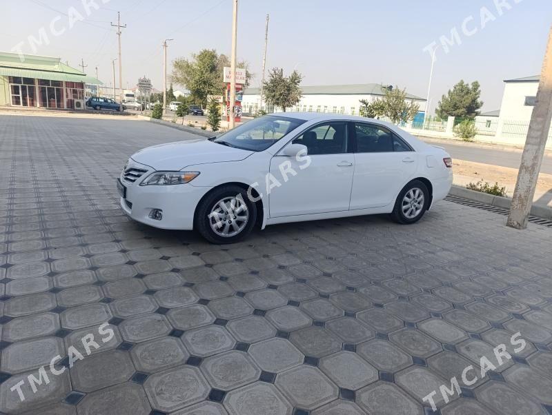 Toyota Camry 2010 - 150 000 TMT - Мары - img 8