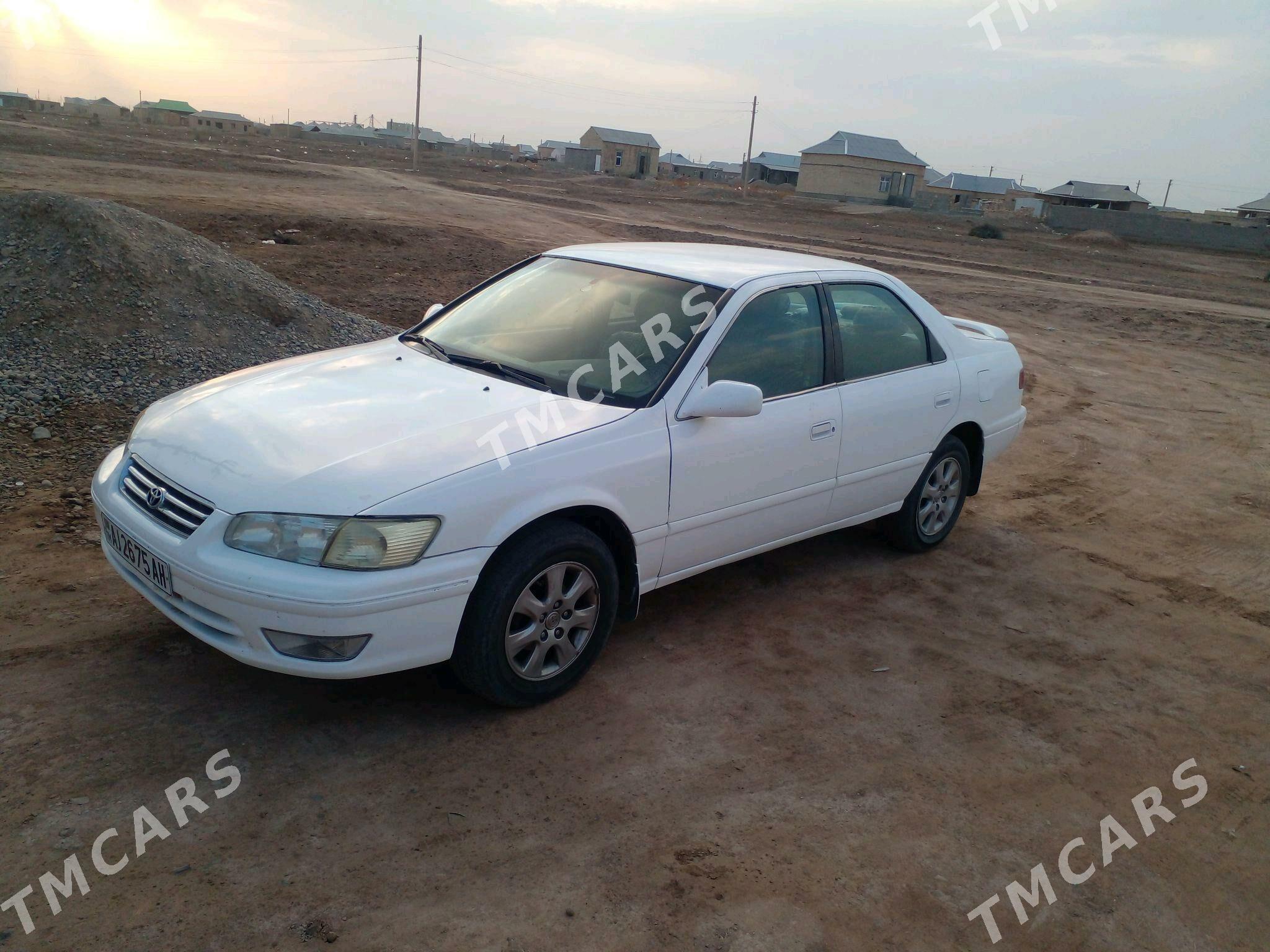 Toyota Camry 1998 - 82 000 TMT - Теджен - img 2