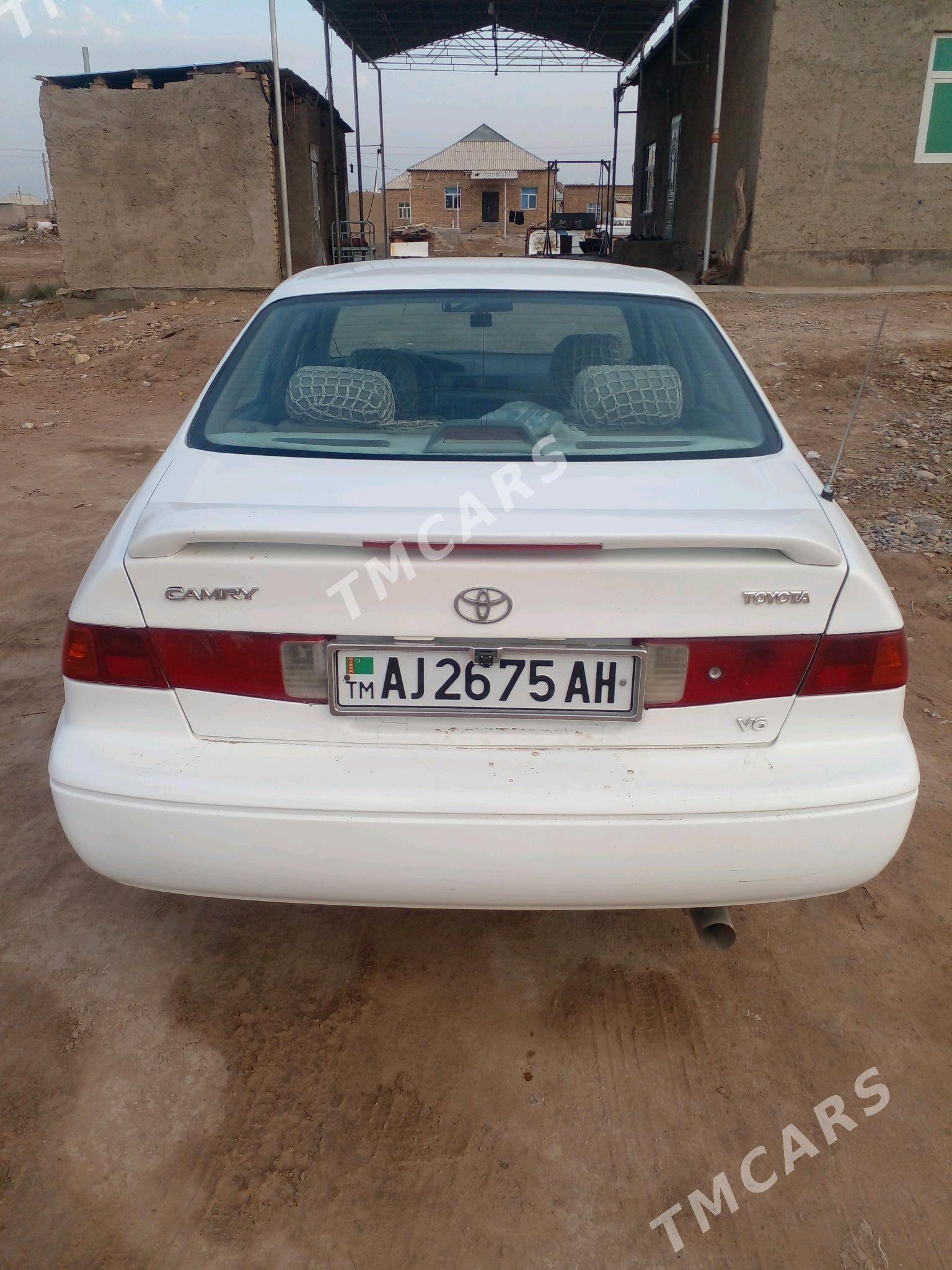 Toyota Camry 1998 - 82 000 TMT - Теджен - img 3