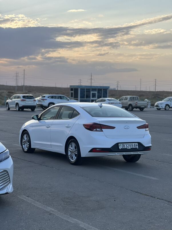 Hyundai Elantra 2018 - 200 000 TMT - Aşgabat - img 7