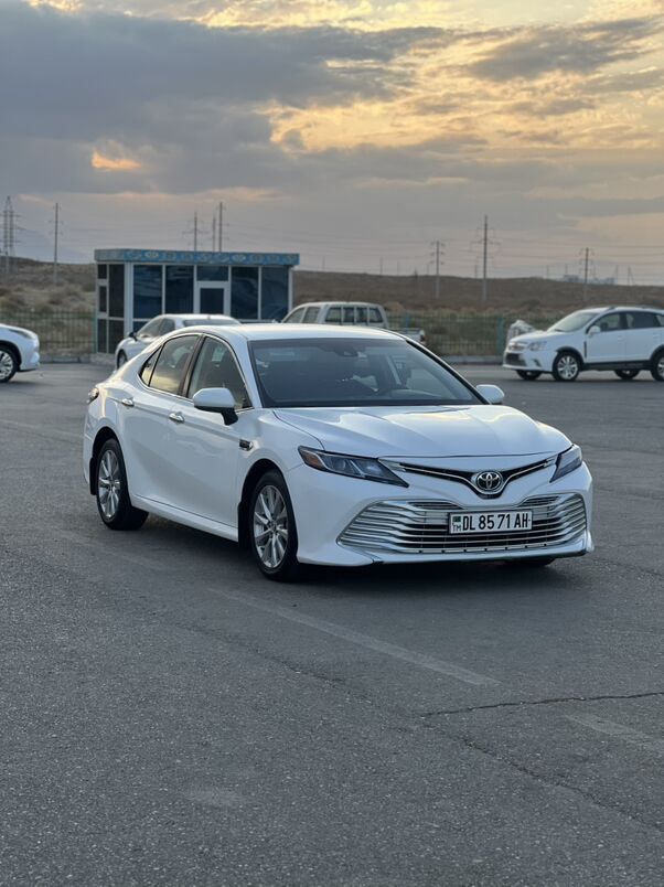 Toyota Camry 2018 - 285 000 TMT - Ашхабад - img 4