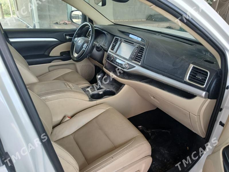 Toyota Highlander 2019 - 415 000 TMT - Мургап - img 4