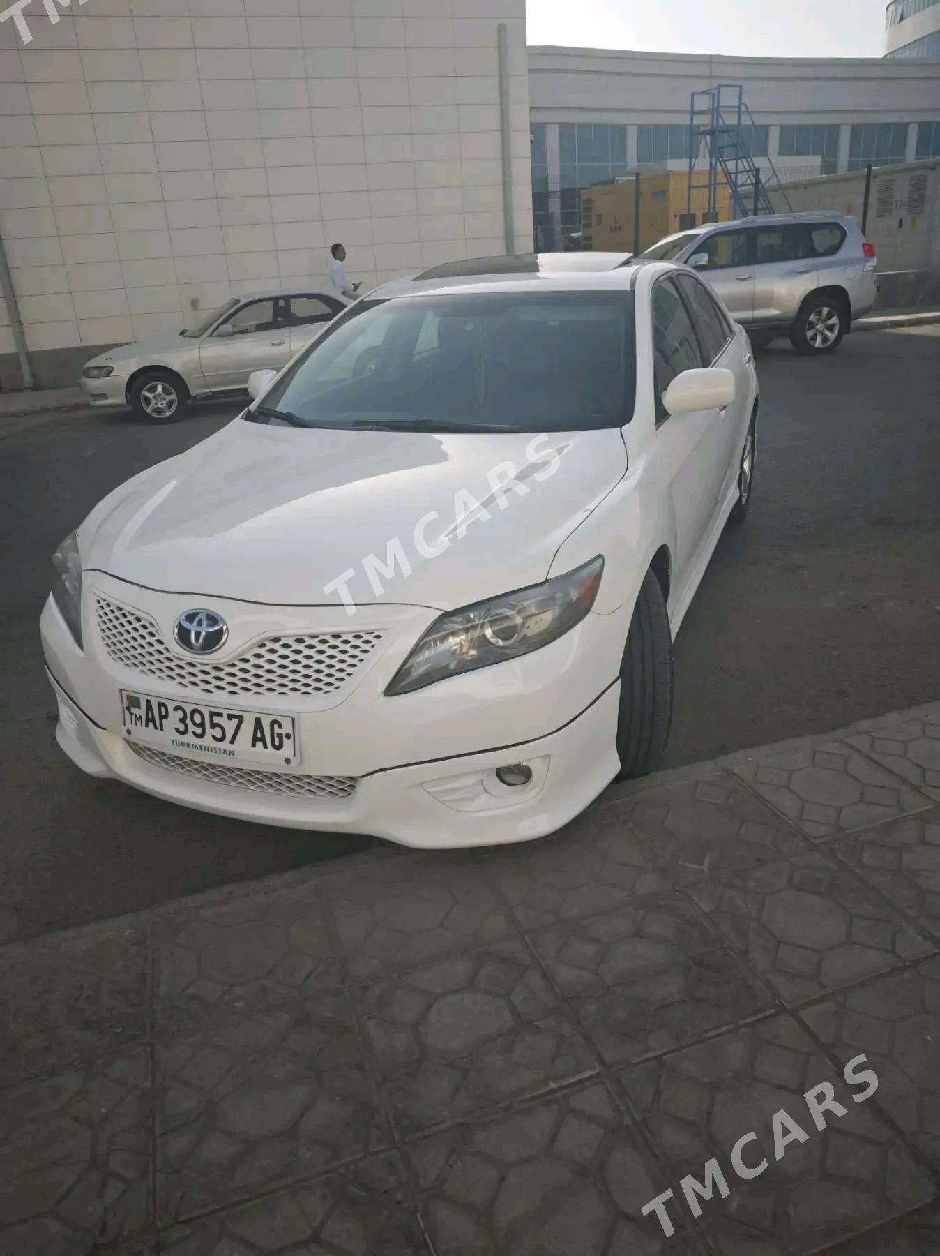 Toyota Camry 2011 - 170 000 TMT - Байрамали - img 3