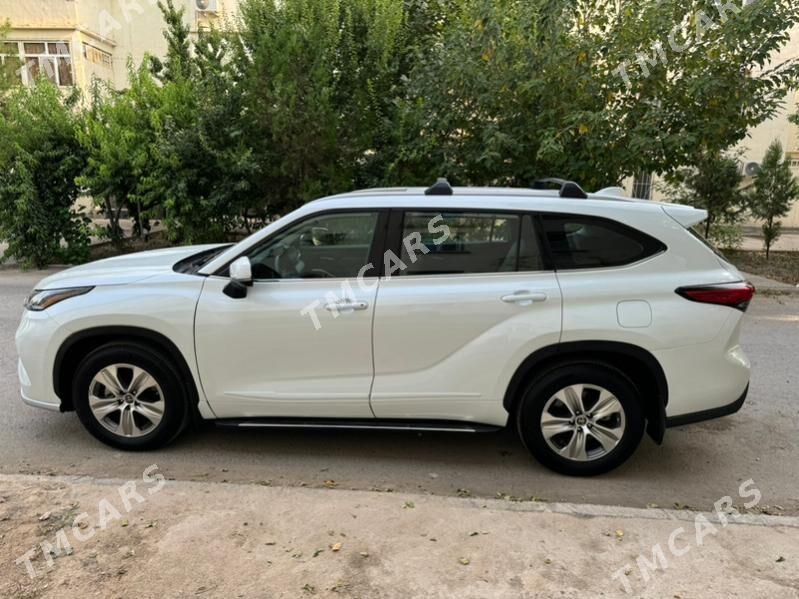 Toyota Highlander 2022 - 568 400 TMT - Ашхабад - img 9