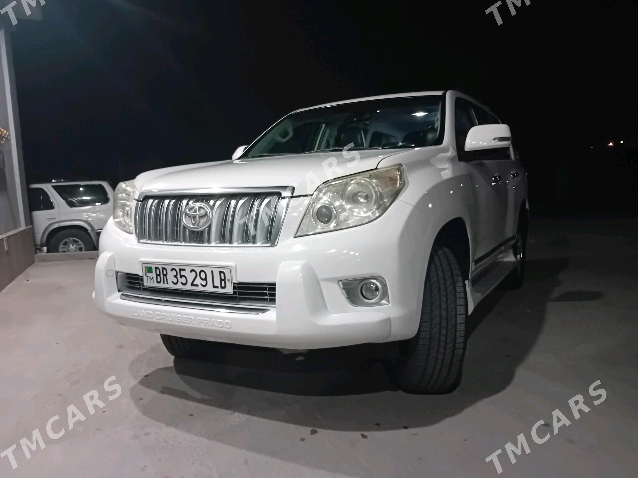 Toyota Land Cruiser Prado 2011 - 370 000 TMT - Türkmenabat - img 9