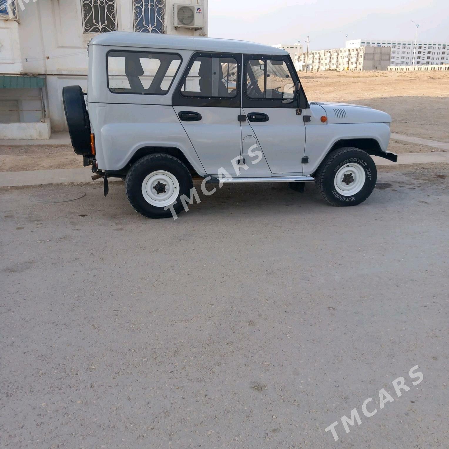 UAZ 469 2004 - 90 000 TMT - Балканабат - img 3