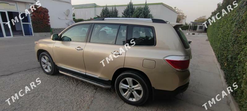 Toyota Highlander 2011 - 270 000 TMT - Ашхабад - img 4