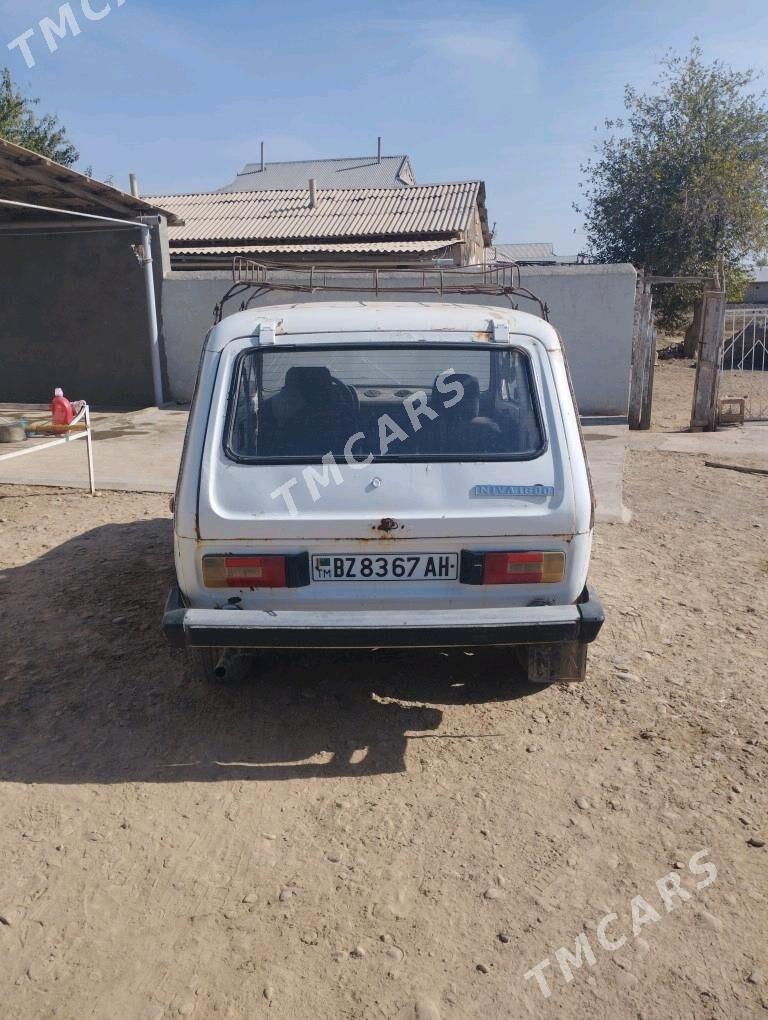 Lada Niva 1993 - 13 000 TMT - Бабадайхан - img 4