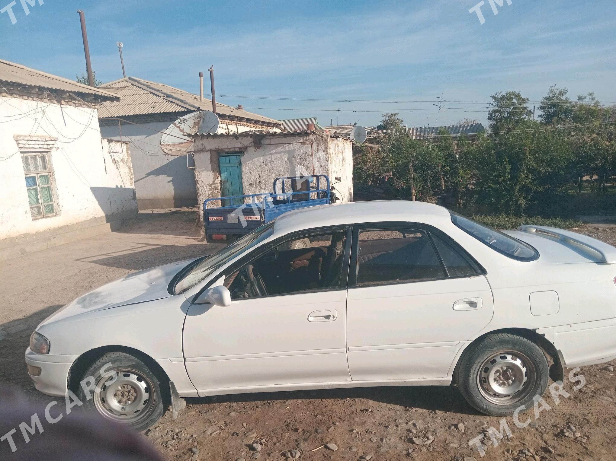 Toyota Carina 1993 - 28 000 TMT - Tejen - img 4