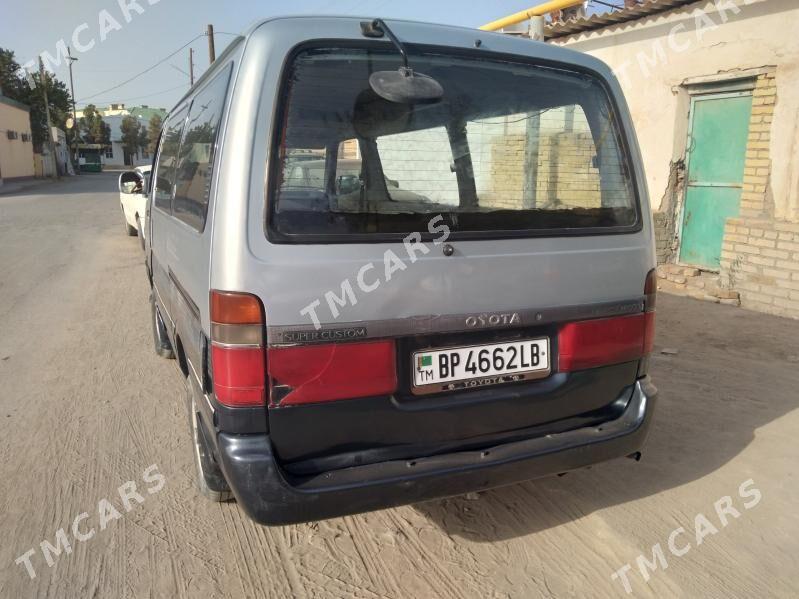 Toyota Hiace 1990 - 40 000 TMT - Керки - img 2