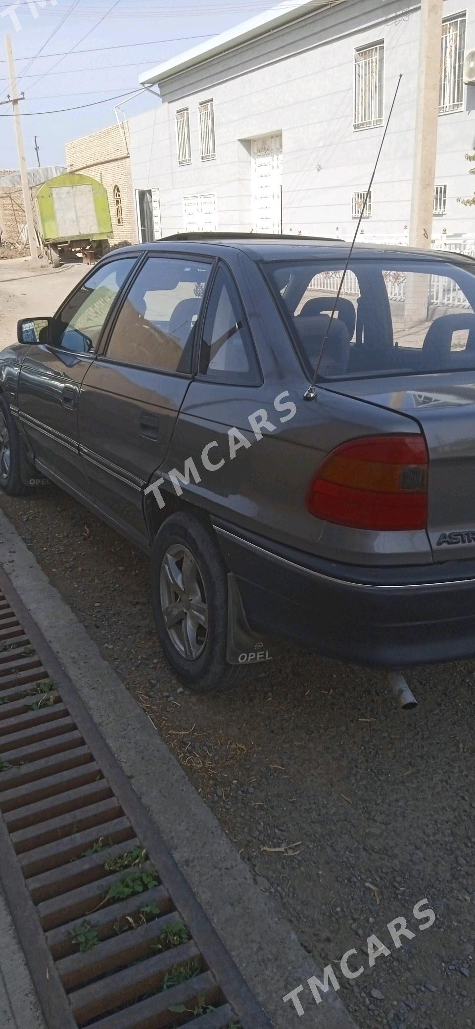 Opel Astra 1992 - 25 000 TMT - Türkmenabat - img 2