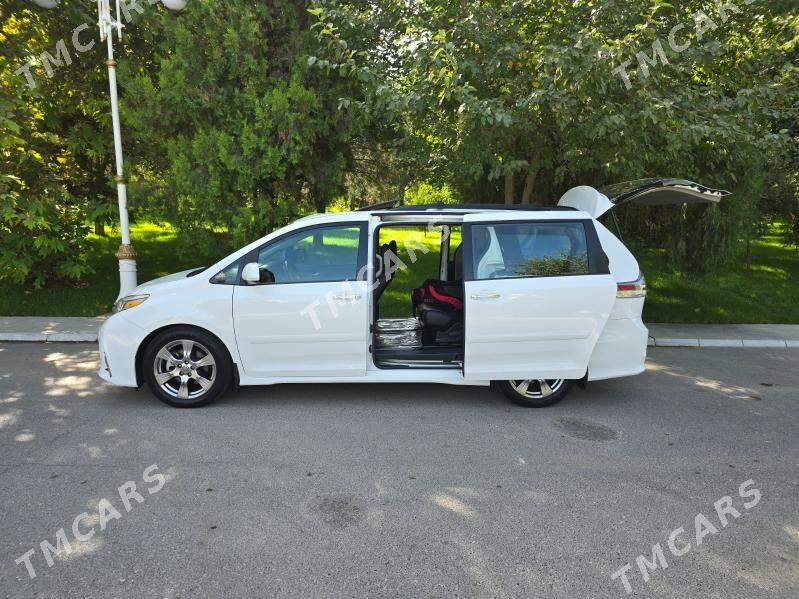 Toyota Sienna 2017 - 370 000 TMT - Aşgabat - img 5