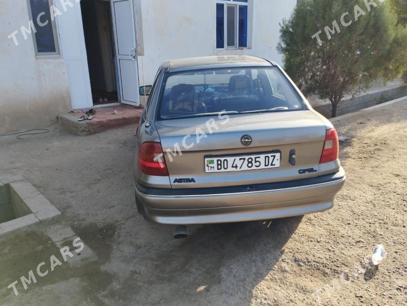 Opel Astra 1992 - 34 000 TMT - Şabat etr. - img 2