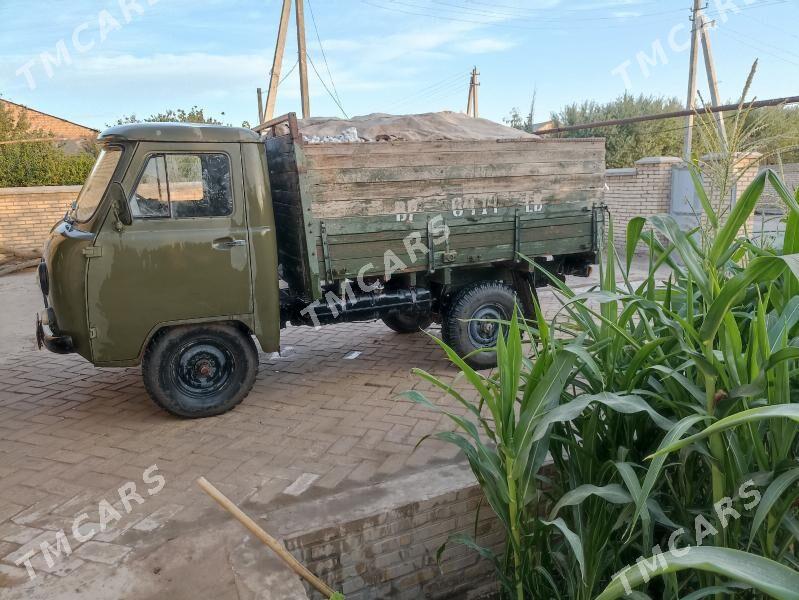 UAZ 452 1993 - 40 000 TMT - Халач - img 5