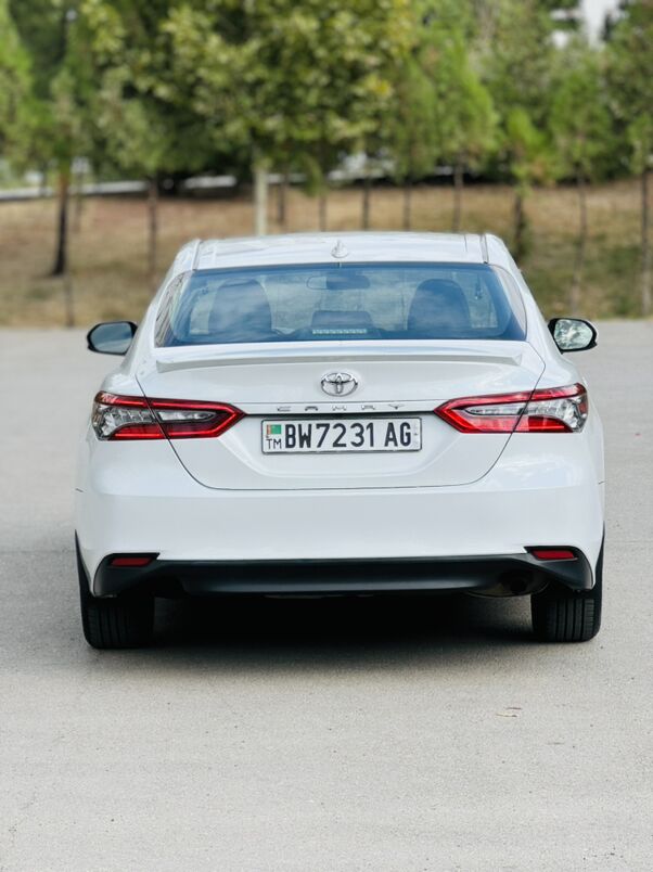 Toyota Camry 2022 - 295 000 TMT - Aşgabat - img 2