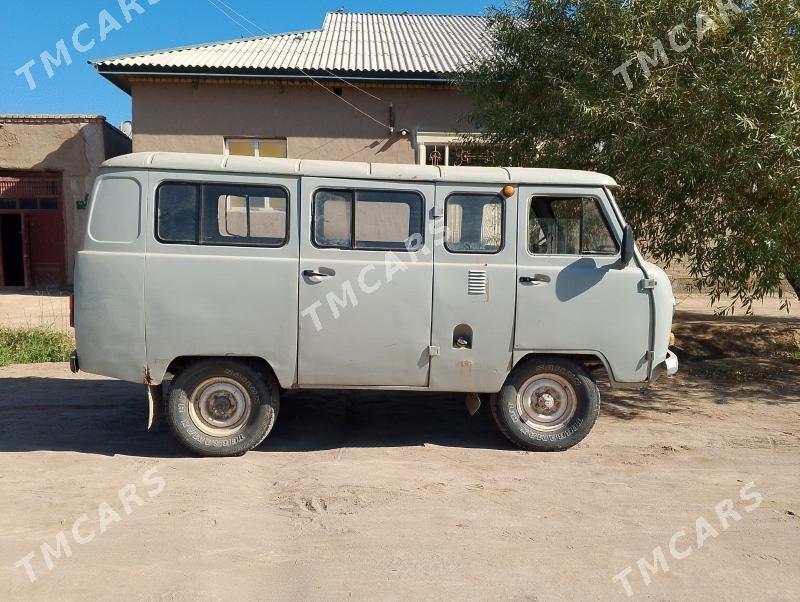 UAZ 2206 2000 - 25 000 TMT - Кёнеургенч - img 3