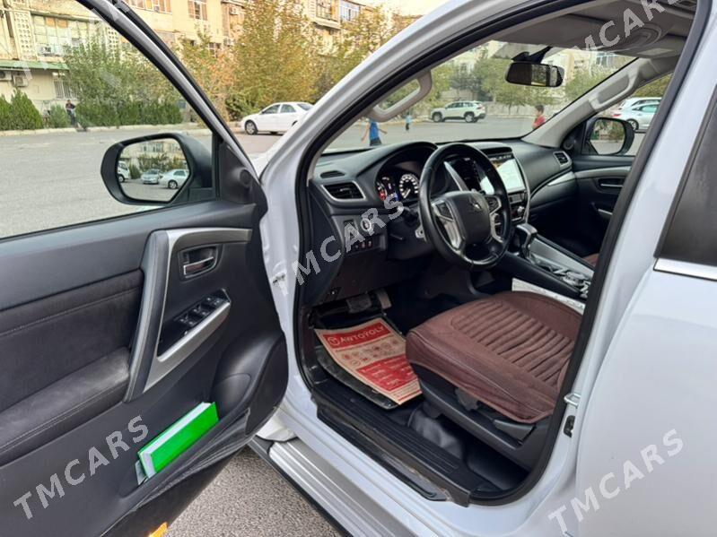 Mitsubishi Pajero 2020 - 375 000 TMT - Ашхабад - img 2