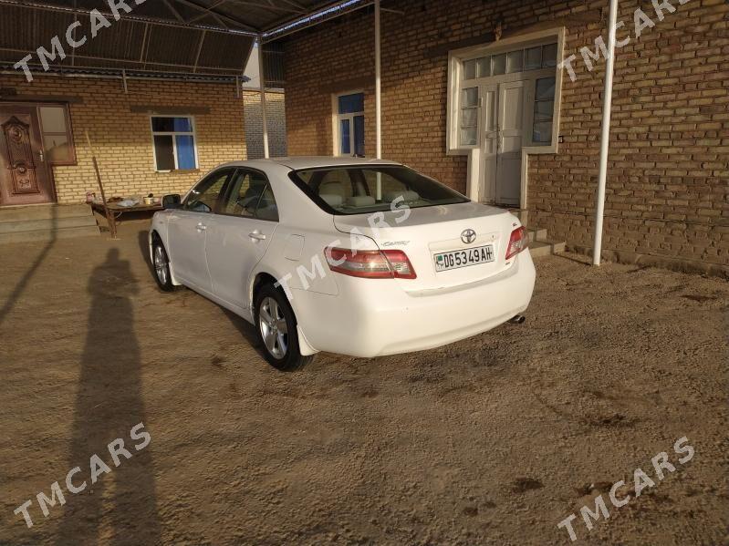 Toyota Camry 2010 - 115 000 TMT - Babadaýhan - img 2