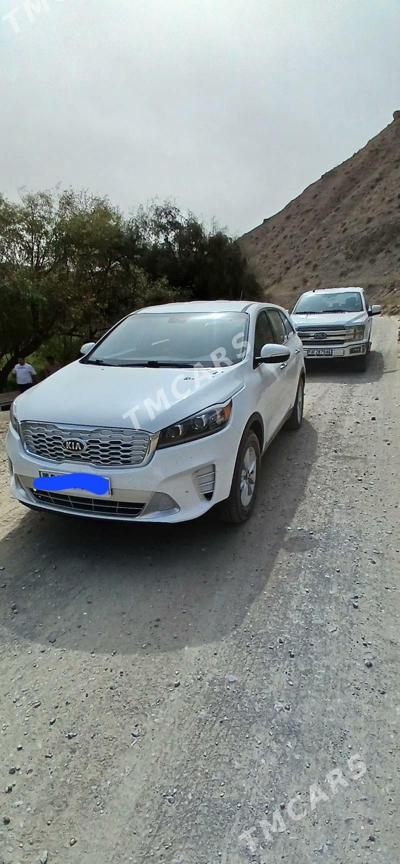 Kia Sorento 2019 - 290 000 TMT - Ёлётен - img 2