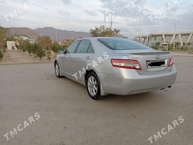 Toyota Camry 2010 - 175 000 TMT - Балканабат - img 3