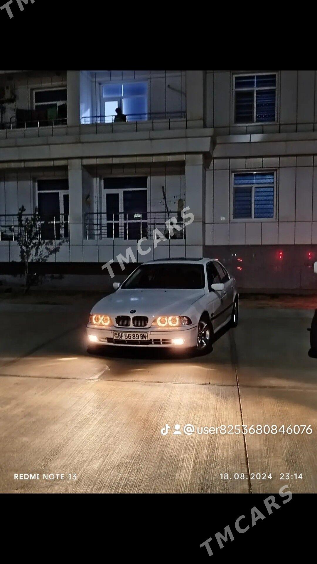 BMW E39 1998 - 70 000 TMT - Türkmenbaşy - img 2