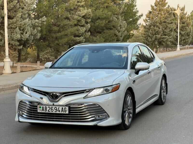 Toyota Camry 2018 - 415 000 TMT - Aşgabat - img 3