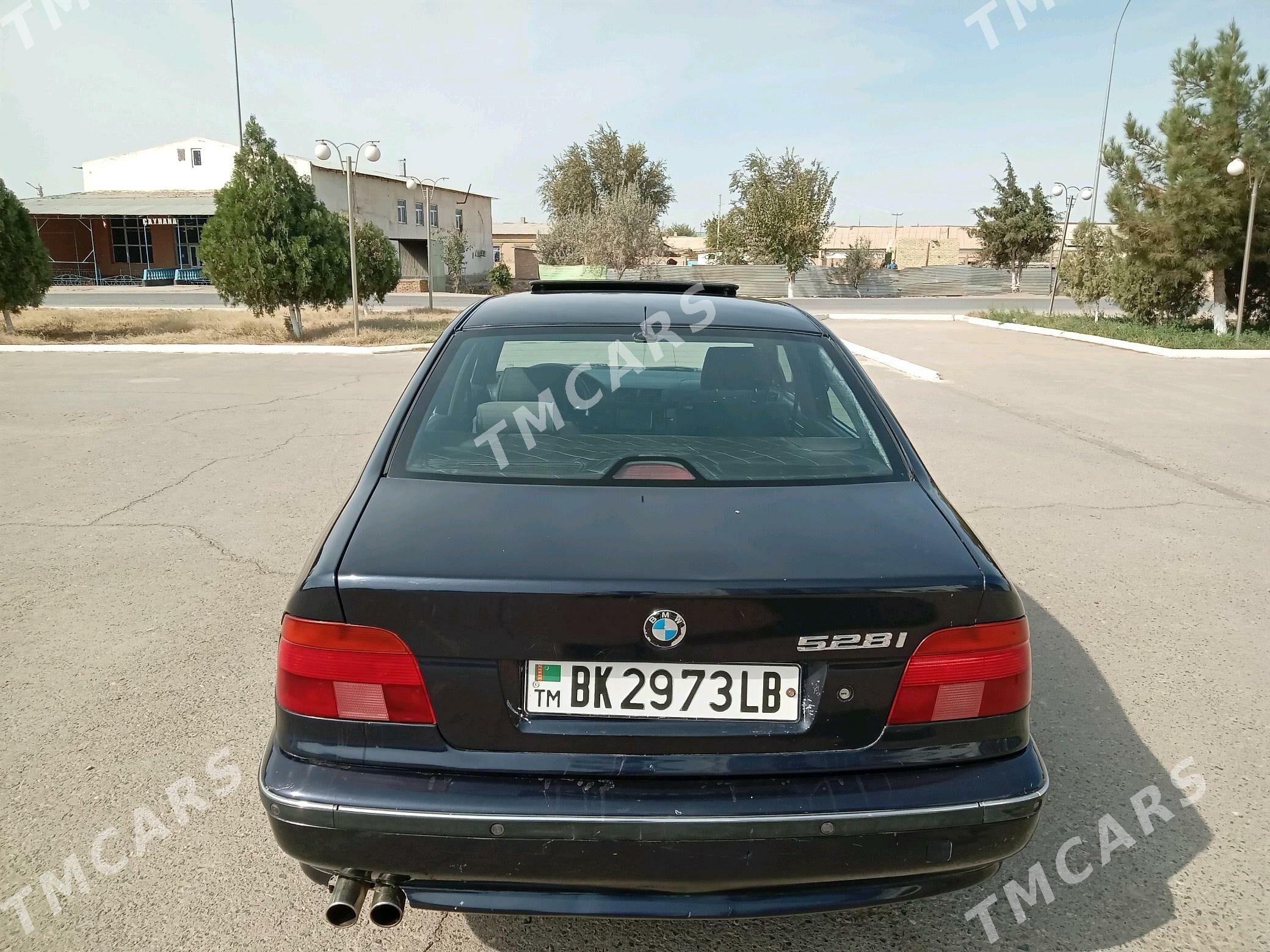 BMW 528 1998 - 46 000 TMT - Türkmenabat - img 3