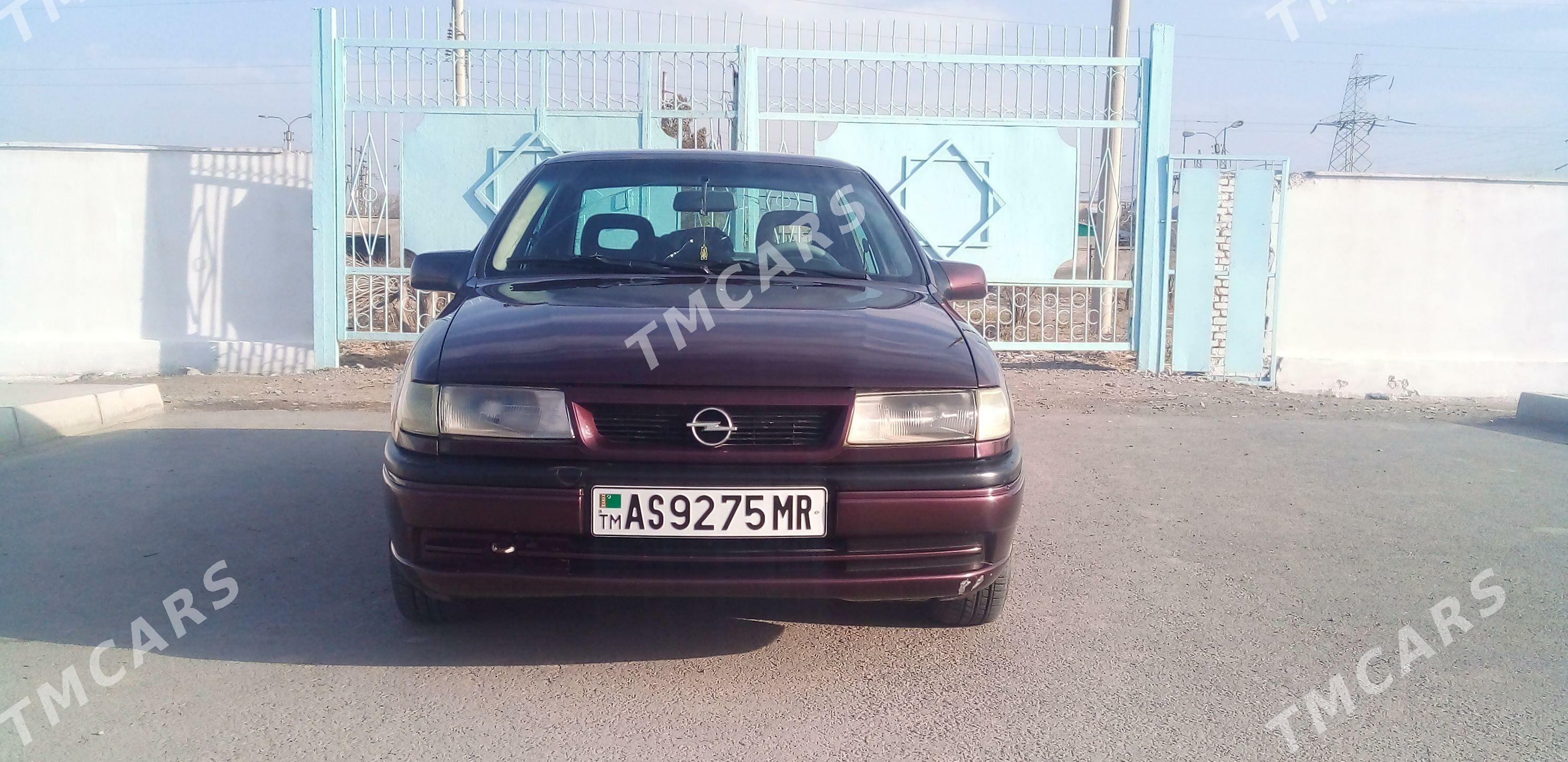 Opel Vectra 1994 - 36 000 TMT - Мары - img 2