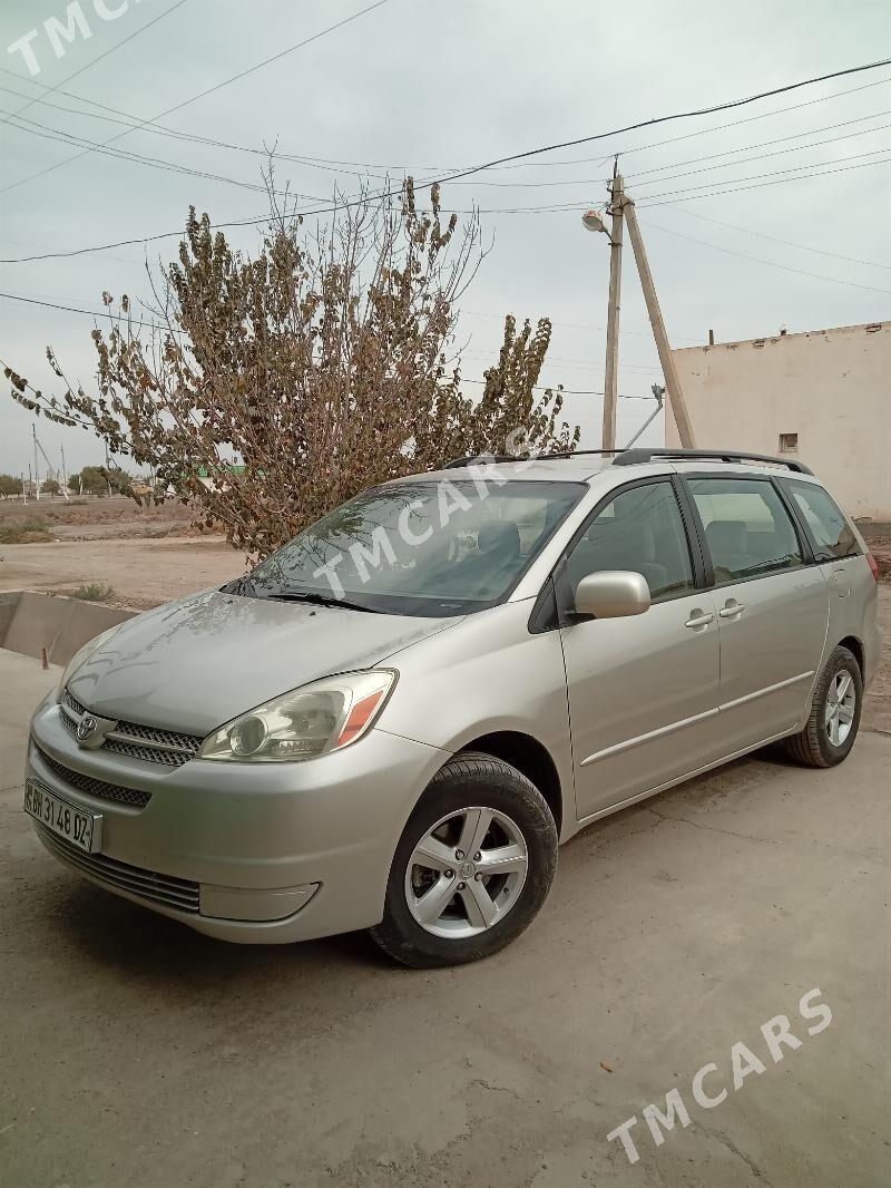 Toyota Sienna 2004 - 156 000 TMT - Köneürgenç - img 2