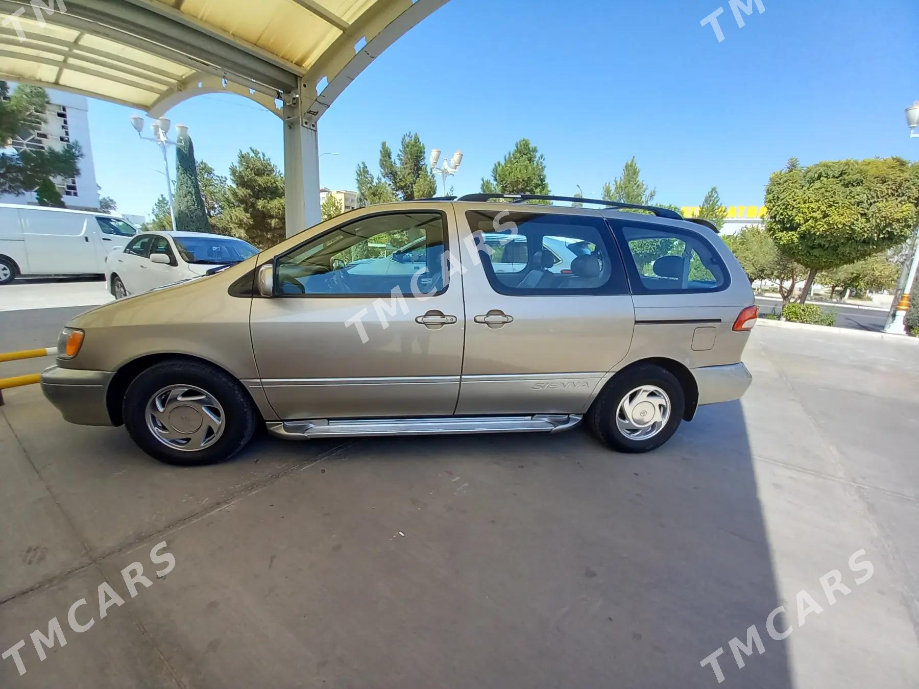 Toyota Sienna 2002 - 160 000 TMT - Mary - img 5