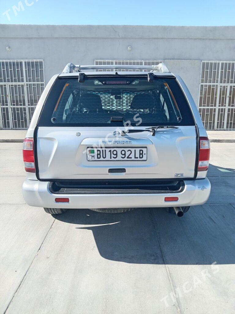 Nissan Pathfinder 2002 - 100 000 TMT - Türkmenabat - img 2