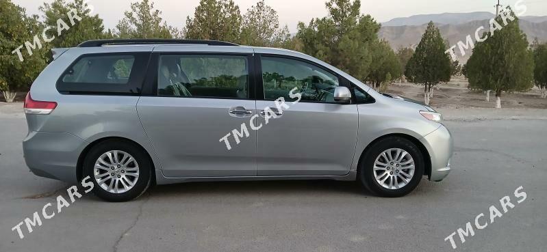 Toyota Sienna 2011 - 300 000 TMT - Bäherden - img 2