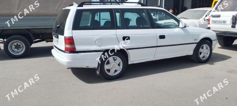 Opel Astra 1993 - 30 000 TMT - Мары - img 5