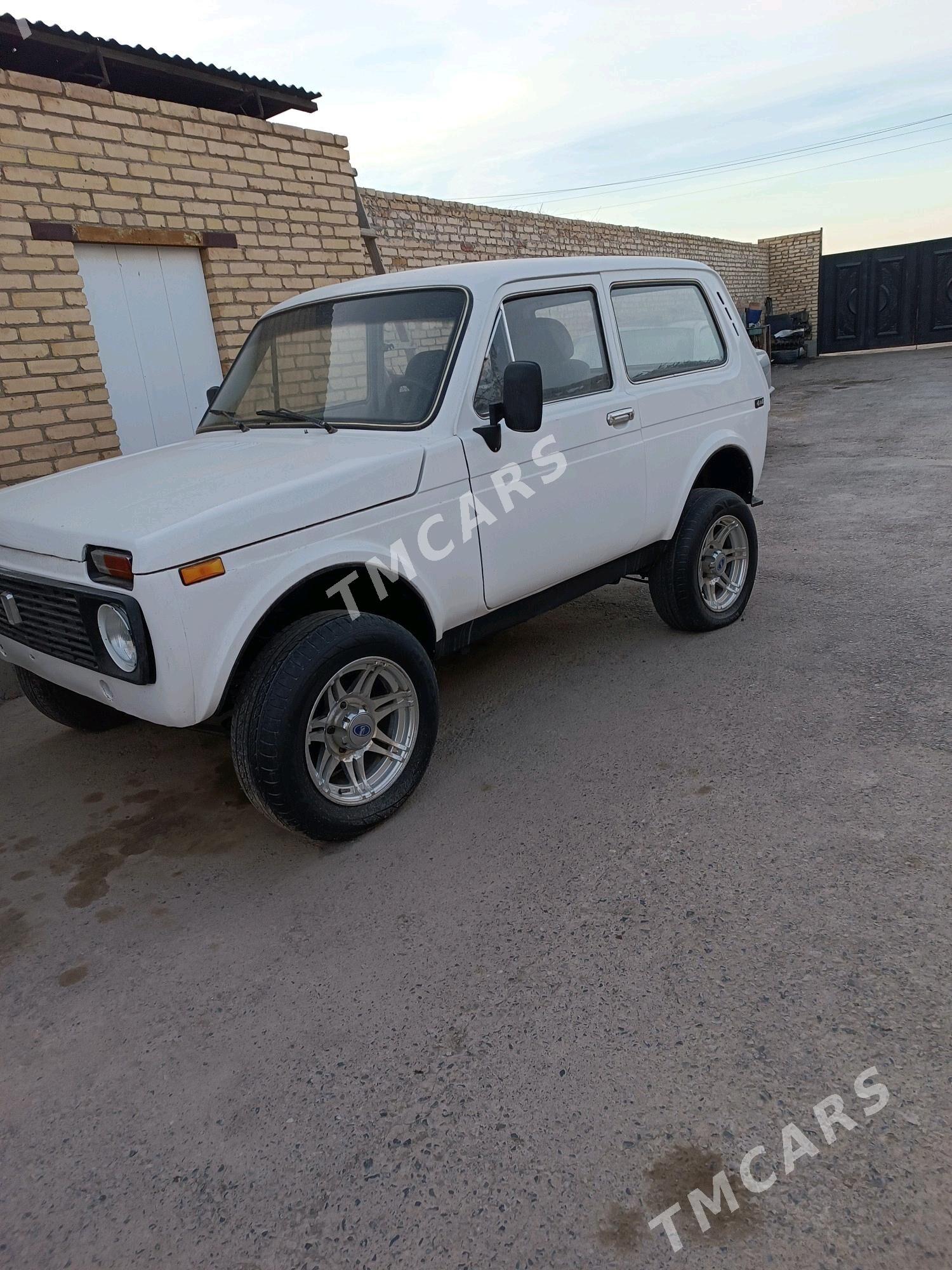 Lada Niva 1985 - 30 000 TMT - Farap - img 2