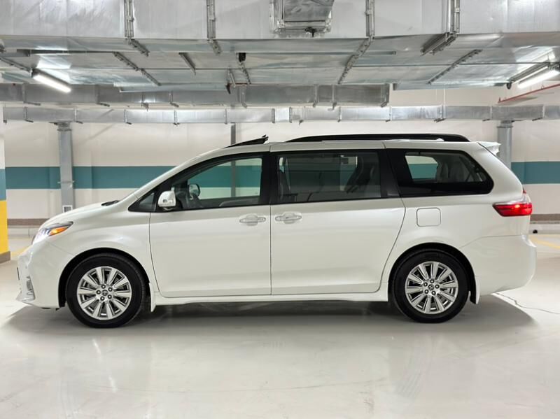 Toyota Sienna 2019 - 515 000 TMT - Aşgabat - img 7