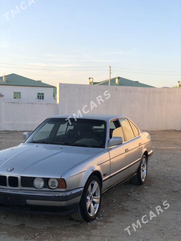 BMW 535 1992 - 26 000 TMT - Balkanabat - img 2