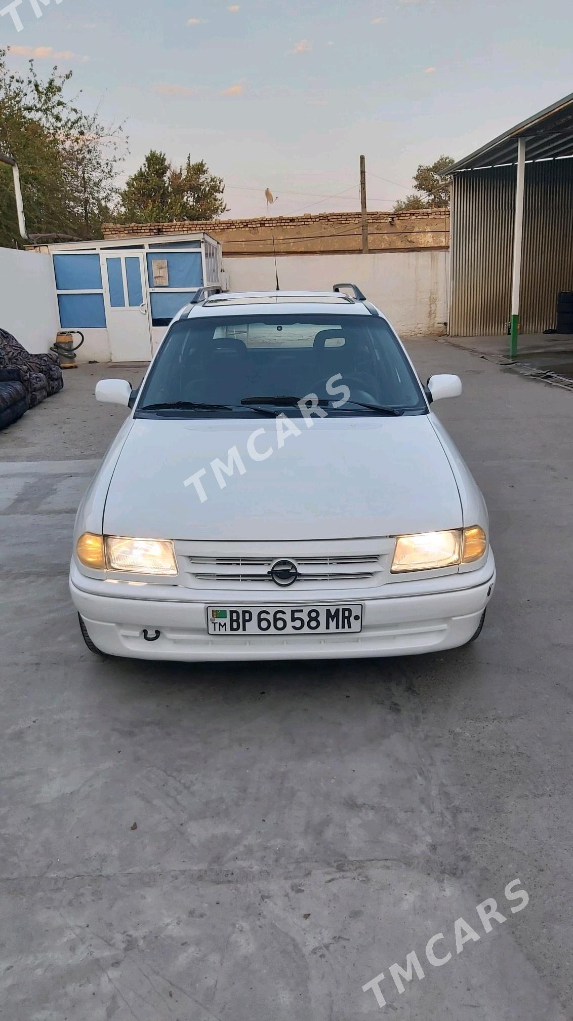 Opel Astra 1994 - 42 000 TMT - Мары - img 3