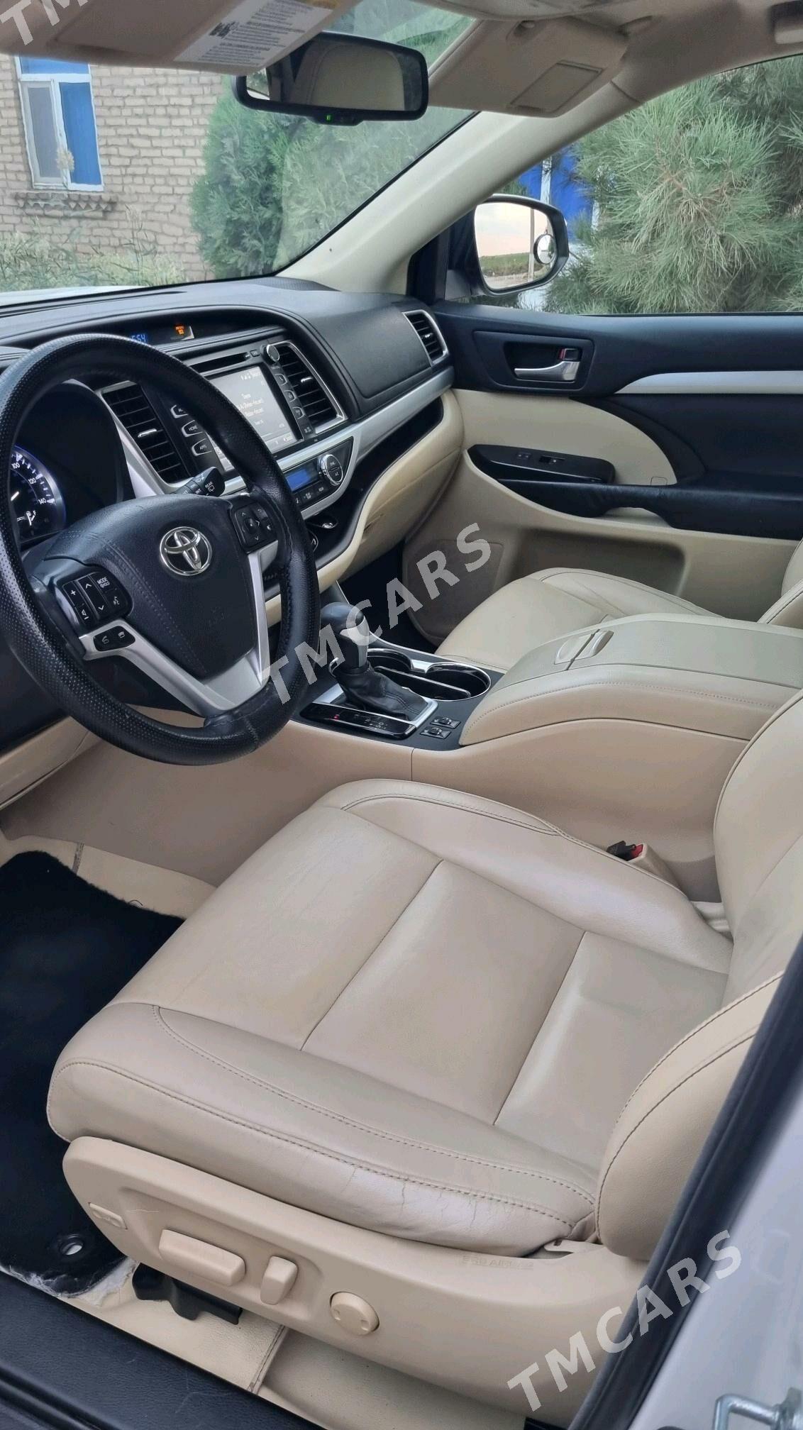 Toyota Highlander 2016 - 390 000 TMT - Türkmenabat - img 2