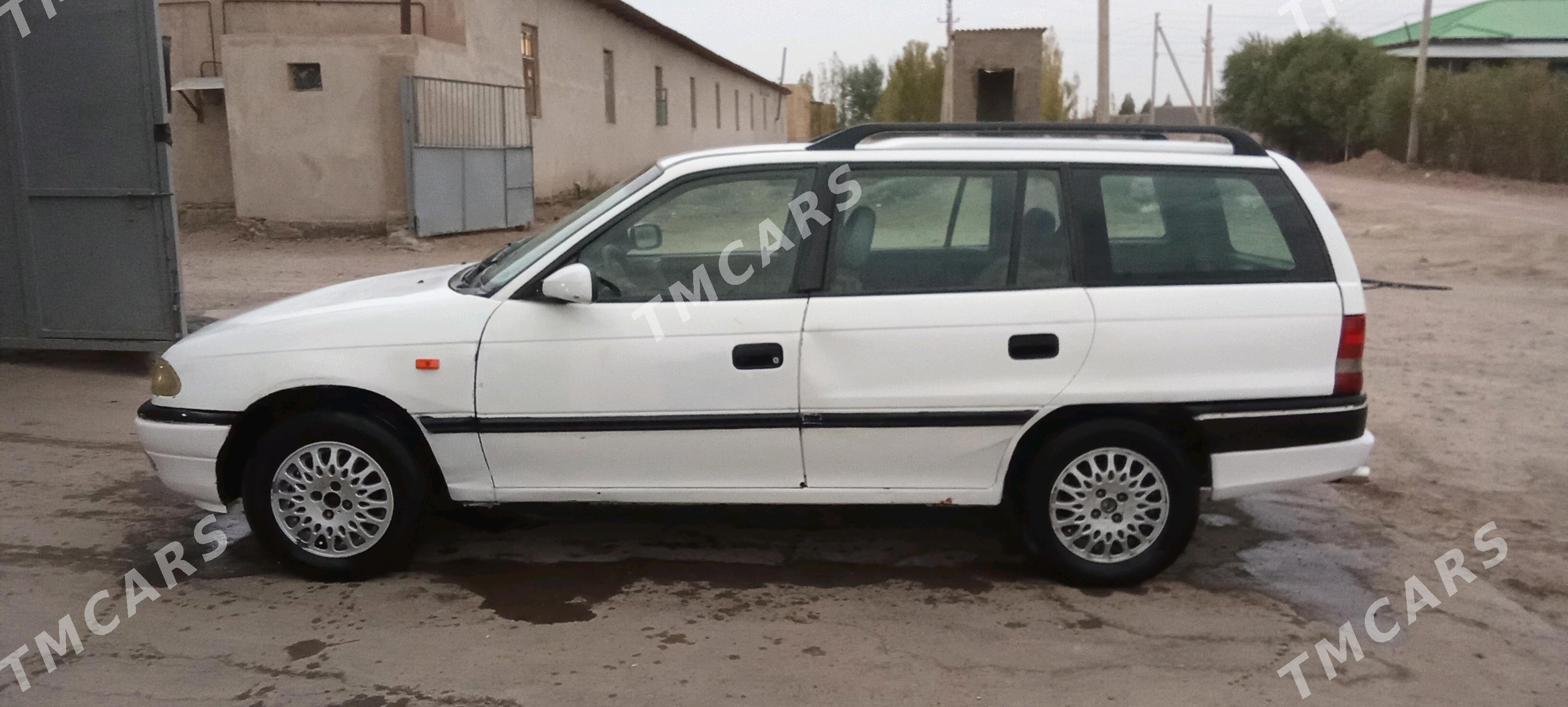 Opel Astra 1994 - 26 000 TMT - Губадаг - img 5