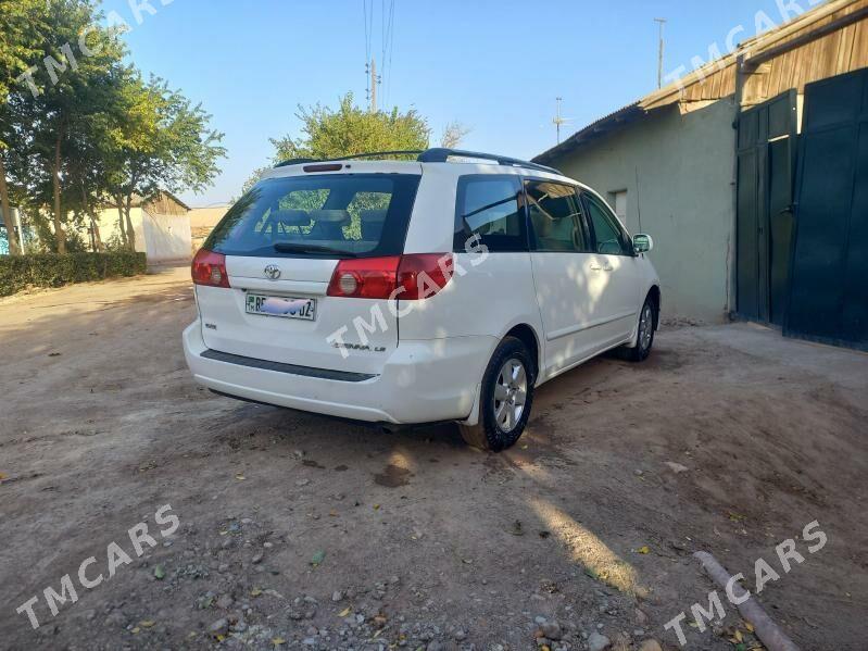 Toyota Sienna 2006 - 200 000 TMT - Boldumsaz - img 2